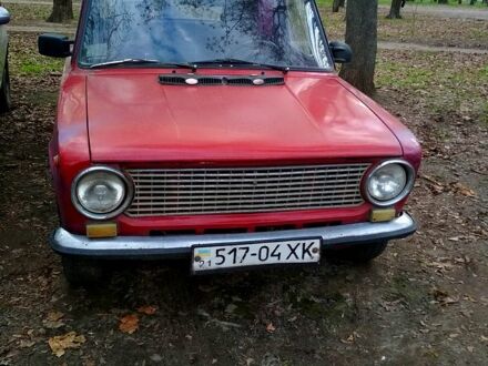 ВАЗ 2101 1977 в Харькове на Automoto.ua Красный ВАЗ 2101, объемом двигателя 13 л и пробегом 0 тыс. км за 650 $, фото 1 на Automoto.ua