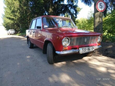 Красный ВАЗ 2101, объемом двигателя 1.5 л и пробегом 100 тыс. км за 350 $, фото 1 на Automoto.ua