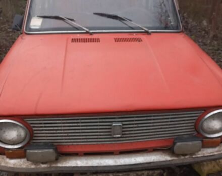 Красный ВАЗ 2101, объемом двигателя 0 л и пробегом 100 тыс. км за 356 $, фото 1 на Automoto.ua