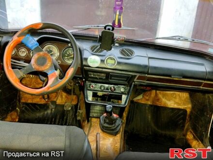 ВАЗ 2101 1978 в Лозовой на Automoto.ua Красный ВАЗ 2101, объемом двигателя 1.3 л и пробегом 0 тыс. км за 650 $, фото 1 на Automoto.ua