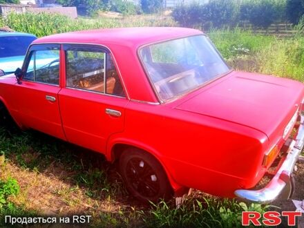 Красный ВАЗ 2101, объемом двигателя 1.2 л и пробегом 250 тыс. км за 650 $, фото 1 на Automoto.ua