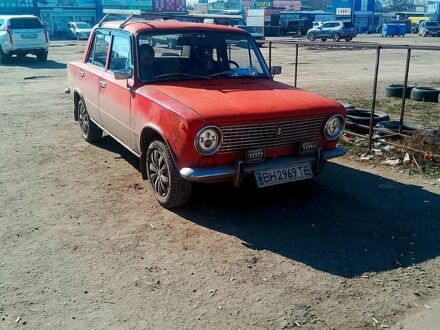 ВАЗ 2101 1978 в Одессе на Automoto.ua Красный ВАЗ 2101, объемом двигателя 1.2 л и пробегом 0 тыс. км за 1100 $, фото 1 на Automoto.ua