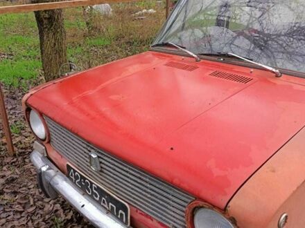 Красный ВАЗ 2101, объемом двигателя 1.2 л и пробегом 5 тыс. км за 378 $, фото 1 на Automoto.ua