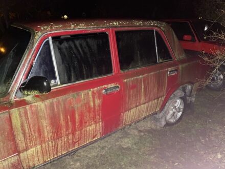 Красный ВАЗ 2101, объемом двигателя 1.5 л и пробегом 35 тыс. км за 170 $, фото 1 на Automoto.ua