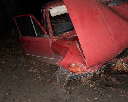 Красный ВАЗ 2101, объемом двигателя 0 л и пробегом 3 тыс. км за 237 $, фото 1 на Automoto.ua