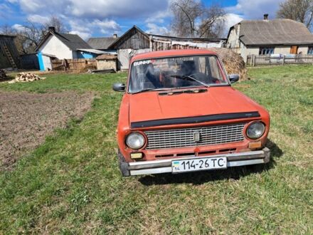 ВАЗ 2101 1979 у Червонограде на Automoto.ua Червоний ВАЗ 2101, об'ємом двигуна 0 л та пробігом 28 тис. км за 18000 $, фото 1 на Automoto.ua