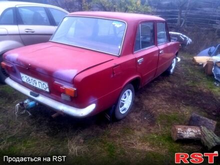 Красный ВАЗ 2101, объемом двигателя 1.2 л и пробегом 100 тыс. км за 300 $, фото 1 на Automoto.ua