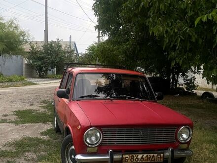 ВАЗ 2101 1979 в Днепре (Днепропетровске) на Automoto.ua Красный ВАЗ 2101, объемом двигателя 1.3 л и пробегом 87 тыс. км за 500 $, фото 1 на Automoto.ua