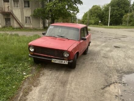 ВАЗ 2101 1979 у Житомирі на Automoto.ua Червоний ВАЗ 2101, об'ємом двигуна 1 л та пробігом 1000 тис. км за 290 $, фото 1 на Automoto.ua