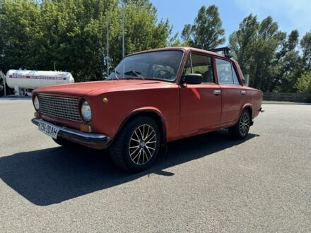 ВАЗ 2101 1979 в Павлограде на Automoto.ua Красный ВАЗ 2101, объемом двигателя 1.3 л и пробегом 100 тыс. км за 800 $, фото 1 на Automoto.ua