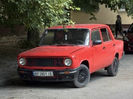 ВАЗ 2101 1980 в Днепре (Днепропетровске) на Automoto.ua Красный ВАЗ 2101, объемом двигателя 1.2 л и пробегом 300 тыс. км за 480 $, фото 1 на Automoto.ua