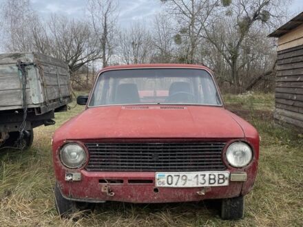 Красный ВАЗ 2101, объемом двигателя 1.3 л и пробегом 200 тыс. км за 286 $, фото 1 на Automoto.ua
