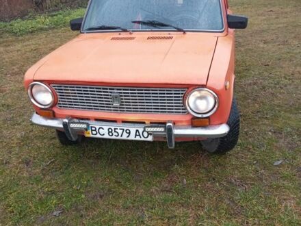 Красный ВАЗ 2101, объемом двигателя 0 л и пробегом 350 тыс. км за 904 $, фото 1 на Automoto.ua