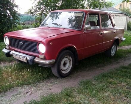 Красный ВАЗ 2101, объемом двигателя 1.3 л и пробегом 120 тыс. км за 436 $, фото 1 на Automoto.ua
