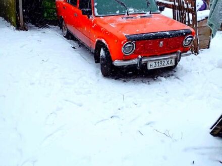ВАЗ 2101 1980 у Чернігові на Automoto.ua Червоний ВАЗ 2101, об'ємом двигуна 1.3 л та пробігом 70 тис. км за 850 $, фото 1 на Automoto.ua
