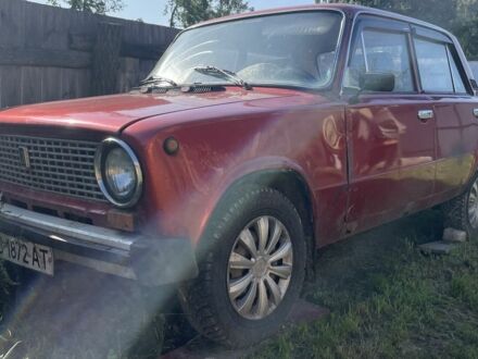 ВАЗ 2101 1980 в Чернигове на Automoto.ua Красный ВАЗ 2101, объемом двигателя 1.3 л и пробегом 83 тыс. км за 784 $, фото 1 на Automoto.ua