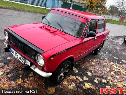 ВАЗ 2101 1980 в Хороле на Automoto.ua Красный ВАЗ 2101, объемом двигателя 1.3 л и пробегом 190 тыс. км за 799 $, фото 1 на Automoto.ua