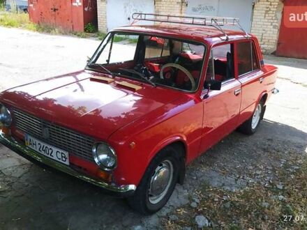 Красный ВАЗ 2101, объемом двигателя 0 л и пробегом 18 тыс. км за 1041 $, фото 1 на Automoto.ua