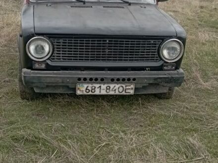 Червоний ВАЗ 2101, об'ємом двигуна 0 л та пробігом 1000 тис. км за 331 $, фото 1 на Automoto.ua