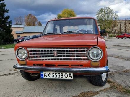 ВАЗ 2101 1981 в Харькове на Automoto.ua Красный ВАЗ 2101, объемом двигателя 1.2 л и пробегом 30 тыс. км за 1150 $, фото 1 на Automoto.ua
