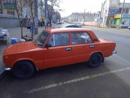 ВАЗ 2101 1981 в Днепре (Днепропетровске) на Automoto.ua Красный ВАЗ 2101, объемом двигателя 1.2 л и пробегом 100 тыс. км за 387 $, фото 1 на Automoto.ua
