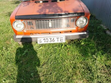 Красный ВАЗ 2101, объемом двигателя 8 л и пробегом 100 тыс. км за 364 $, фото 1 на Automoto.ua