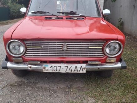 Красный ВАЗ 2101, объемом двигателя 1.2 л и пробегом 120 тыс. км за 534 $, фото 1 на Automoto.ua