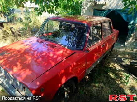 ВАЗ 2101 1982 у Доброполье на Automoto.ua Червоний ВАЗ 2101, об'ємом двигуна 1.3 л та пробігом 0 тис. км за 360 $, фото 1 на Automoto.ua