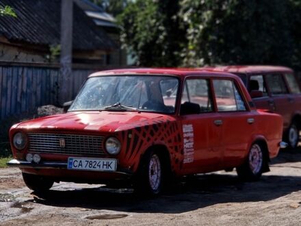 Красный ВАЗ 2101, объемом двигателя 1.2 л и пробегом 10 тыс. км за 328 $, фото 1 на Automoto.ua