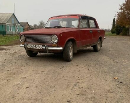 Красный ВАЗ 2101, объемом двигателя 1.3 л и пробегом 200 тыс. км за 309 $, фото 1 на Automoto.ua