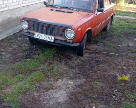 ВАЗ 2101 1983 в Черкассах на Automoto.ua Красный ВАЗ 2101, объемом двигателя 0 л и пробегом 63 тыс. км за 550 $, фото 1 на Automoto.ua