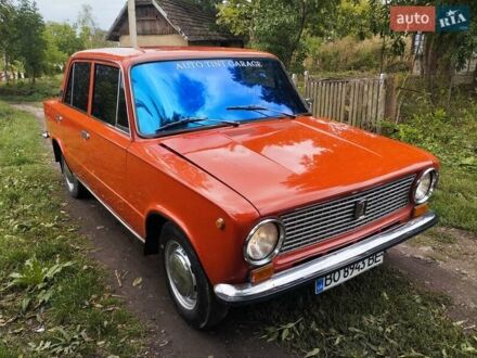 Красный ВАЗ 2101, объемом двигателя 1.2 л и пробегом 70 тыс. км за 1300 $, фото 1 на Automoto.ua