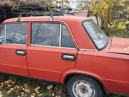 Красный ВАЗ 2101, объемом двигателя 1 л и пробегом 50 тыс. км за 357 $, фото 1 на Automoto.ua