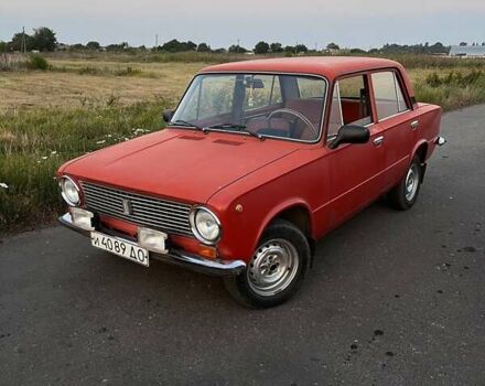 Червоний ВАЗ 2101, об'ємом двигуна 1.2 л та пробігом 150 тис. км за 1050 $, фото 1 на Automoto.ua