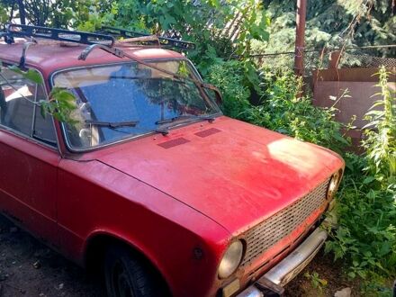 Красный ВАЗ 2101, объемом двигателя 1.5 л и пробегом 1000 тыс. км за 250 $, фото 1 на Automoto.ua