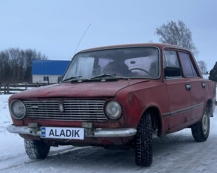 Красный ВАЗ 2101, объемом двигателя 1 л и пробегом 1 тыс. км за 300 $, фото 1 на Automoto.ua