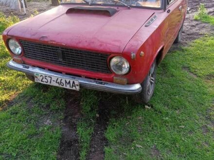 ВАЗ 2101 1985 в Черкассах на Automoto.ua Красный ВАЗ 2101, объемом двигателя 0 л и пробегом 10 тыс. км за 10000 $, фото 1 на Automoto.ua