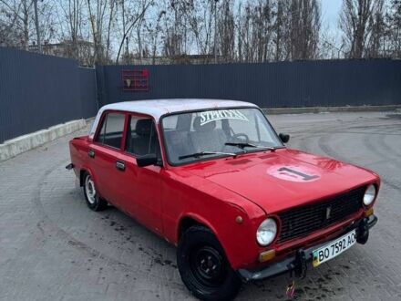 ВАЗ 2101 1985 в Чернигове на Automoto.ua Красный ВАЗ 2101, объемом двигателя 1 л и пробегом 100 тыс. км за 363 $, фото 1 на Automoto.ua