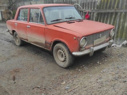 Красный ВАЗ 2101, объемом двигателя 0 л и пробегом 1 тыс. км за 354 $, фото 1 на Automoto.ua