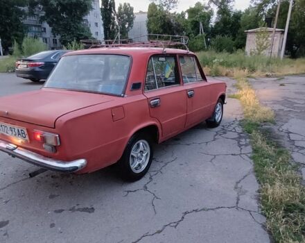Красный ВАЗ 2101, объемом двигателя 0 л и пробегом 300 тыс. км за 529 $, фото 1 на Automoto.ua