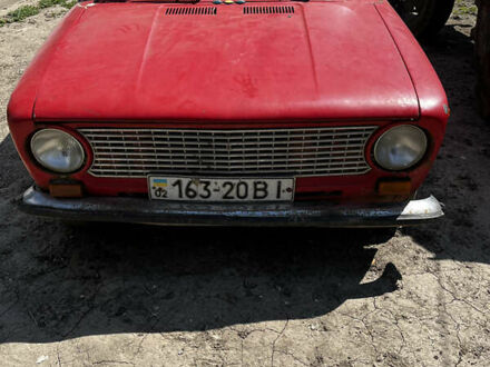 Красный ВАЗ 2101, объемом двигателя 1.3 л и пробегом 130 тыс. км за 500 $, фото 1 на Automoto.ua