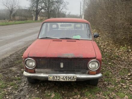 Красный ВАЗ 2101, объемом двигателя 1.3 л и пробегом 100 тыс. км за 350 $, фото 1 на Automoto.ua