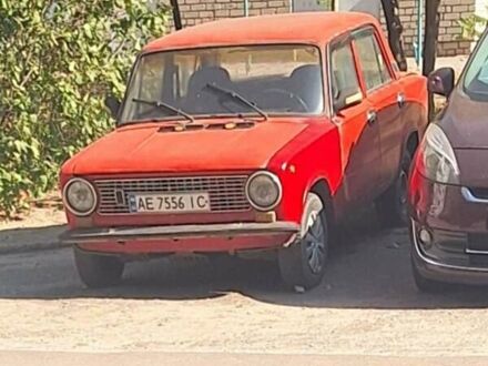 ВАЗ 2101 1986 у Кам'янське (Дніпродзержинськ) на Automoto.ua Червоний ВАЗ 2101, об'ємом двигуна 1.2 л та пробігом 34 тис. км за 700 $, фото 1 на Automoto.ua