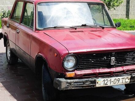 ВАЗ 2101 1986 у Львові на Automoto.ua Червоний ВАЗ 2101, об'ємом двигуна 1.5 л та пробігом 78 тис. км за 219 $, фото 1 на Automoto.ua