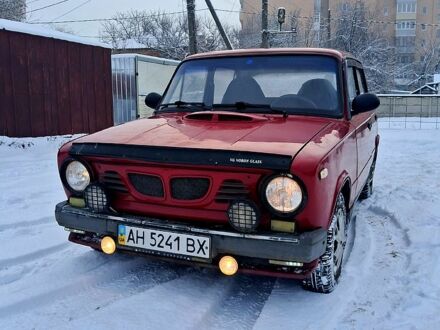 Красный ВАЗ 2101, объемом двигателя 1.2 л и пробегом 300 тыс. км за 499 $, фото 1 на Automoto.ua