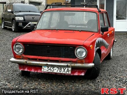 Красный ВАЗ 2101, объемом двигателя 1.5 л и пробегом 300 тыс. км за 799 $, фото 1 на Automoto.ua
