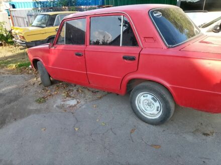 Красный ВАЗ 2101, объемом двигателя 10 л и пробегом 999 тыс. км за 357 $, фото 1 на Automoto.ua