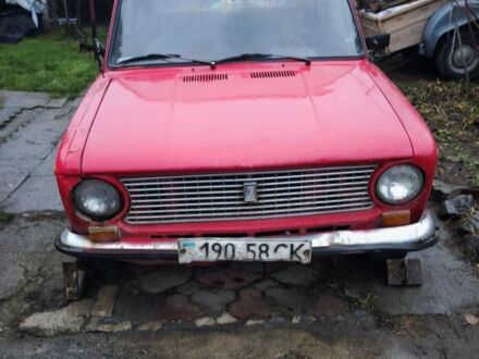 Красный ВАЗ 2101, объемом двигателя 1.2 л и пробегом 150 тыс. км за 200 $, фото 1 на Automoto.ua