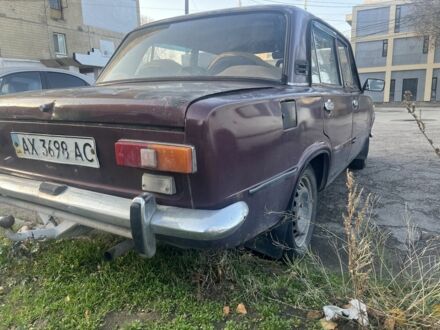 Красный ВАЗ 2101, объемом двигателя 1.5 л и пробегом 270 тыс. км за 470 $, фото 1 на Automoto.ua