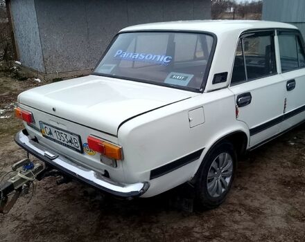 ВАЗ 2101 1981 у Каневе на Automoto.ua ВАЗ 2101, об'ємом двигуна 13 л та пробігом 200 тис. км за 500 $, фото 8 на Automoto.ua